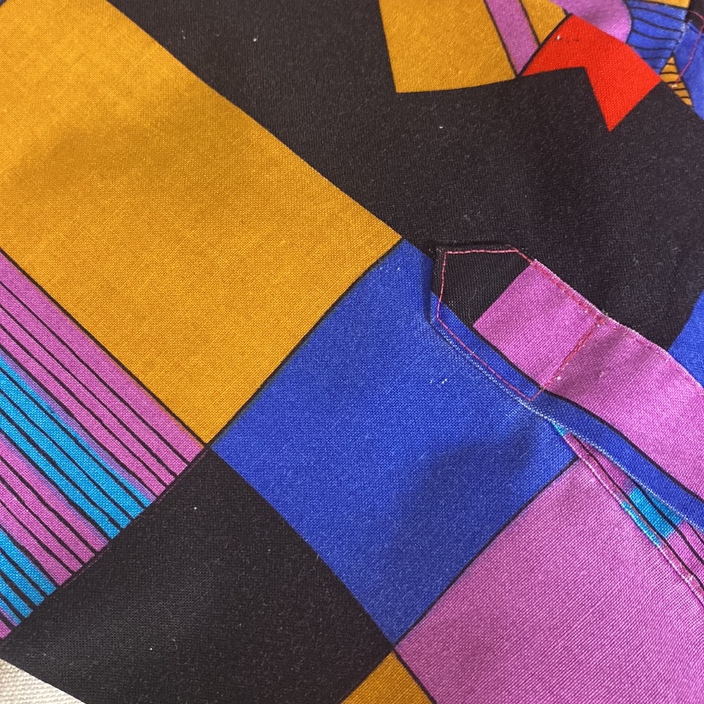 VTG WRANGLER Western Cowboy
Cut Aztec Shirt Size 17-35 XL Tails.
MADE IN‎ USA - Picture 8 of 11